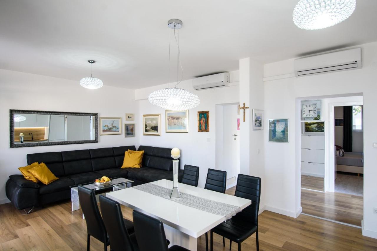 Aurora Seaview Apartment Mlini Bagian luar foto
