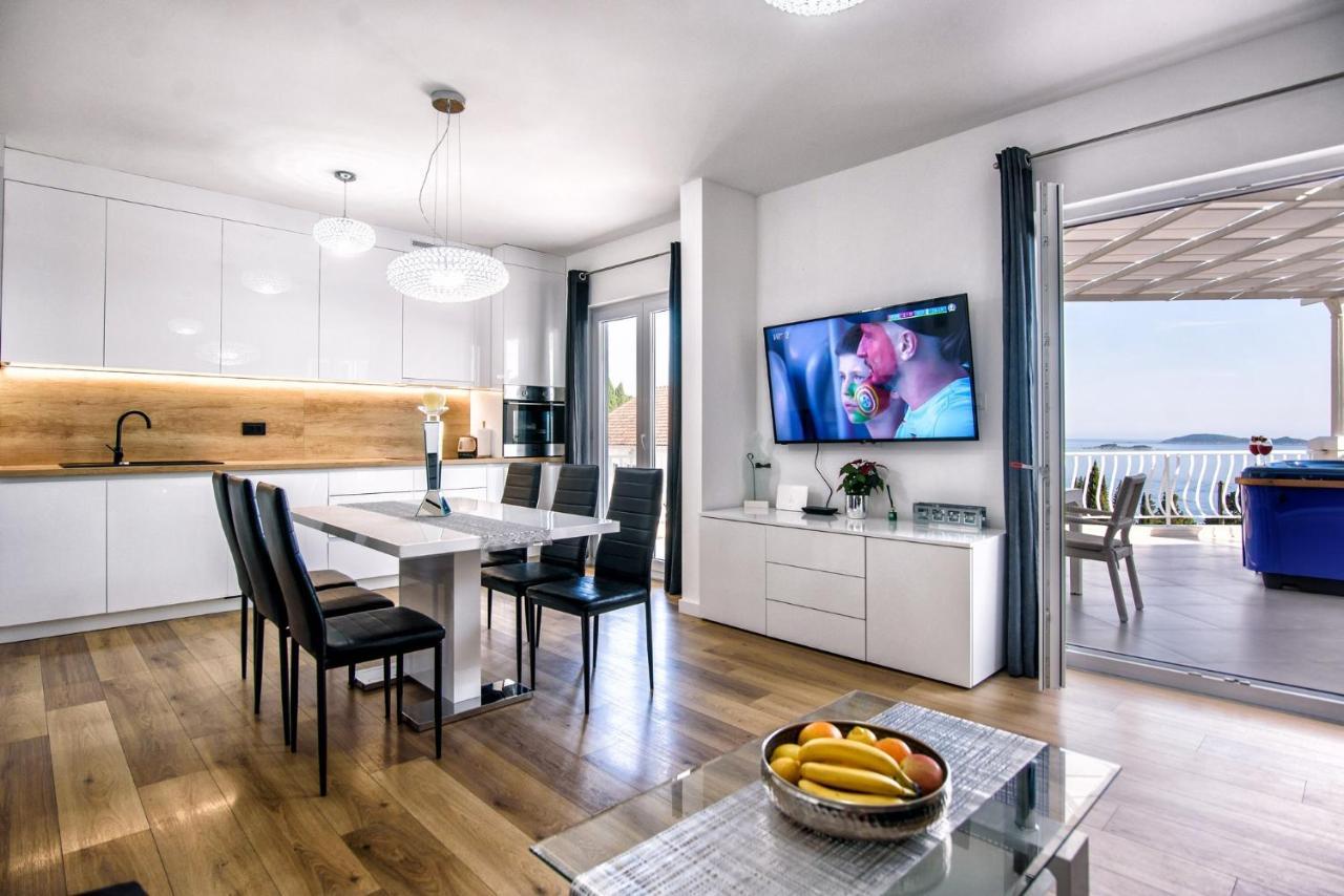 Aurora Seaview Apartment Mlini Bagian luar foto