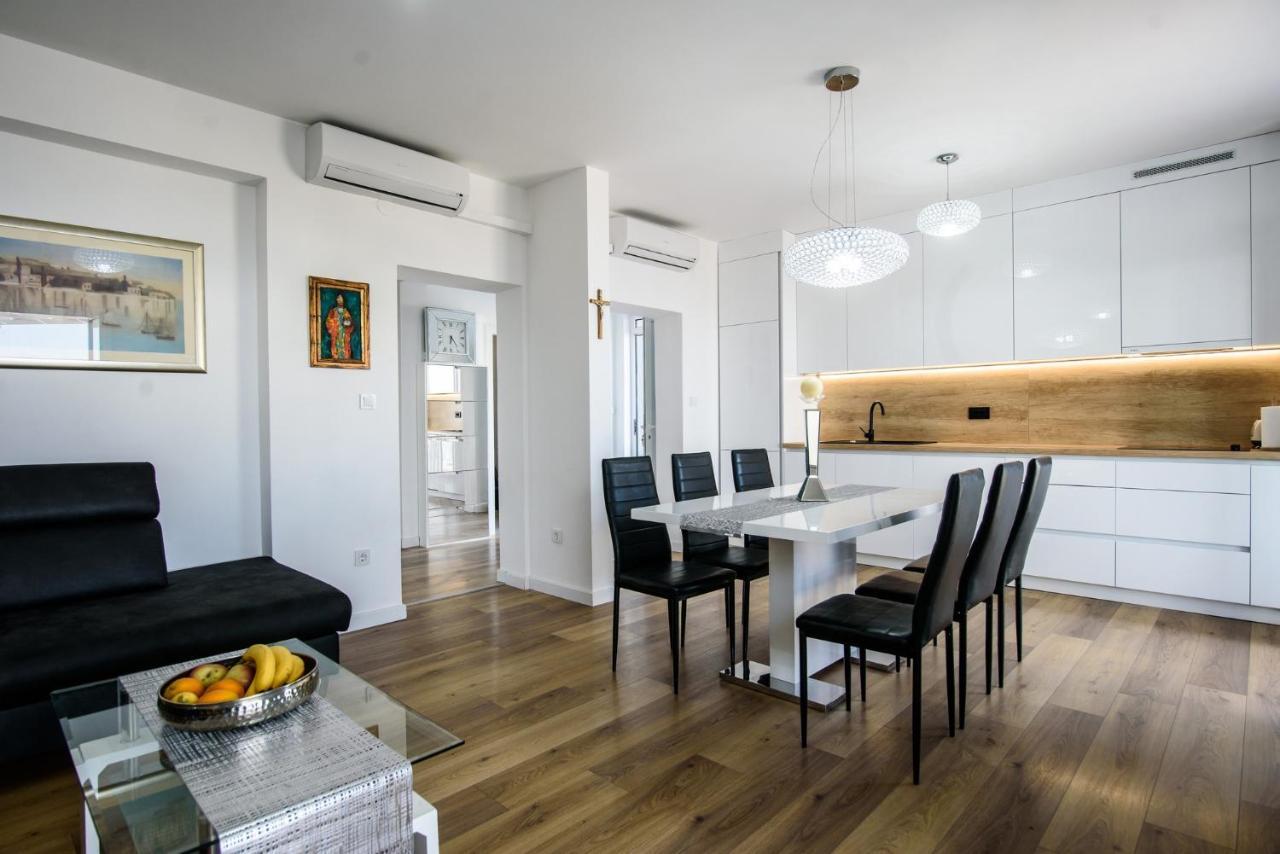 Aurora Seaview Apartment Mlini Bagian luar foto