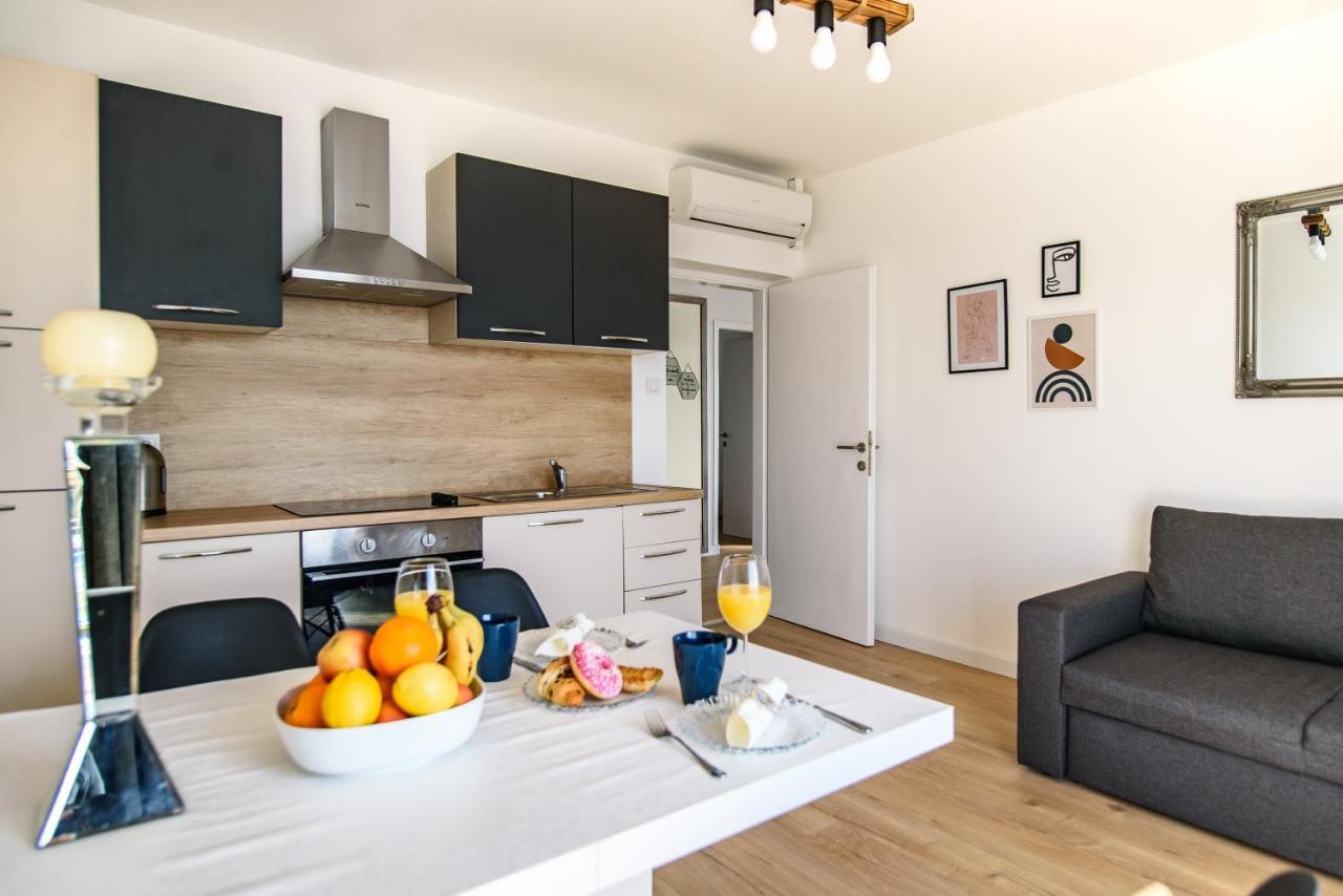Aurora Seaview Apartment Mlini Bagian luar foto