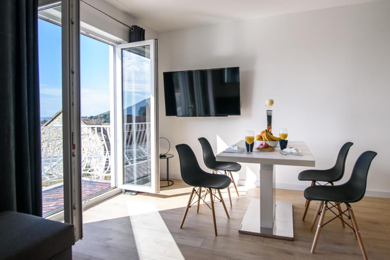 Aurora Seaview Apartment Mlini Bagian luar foto